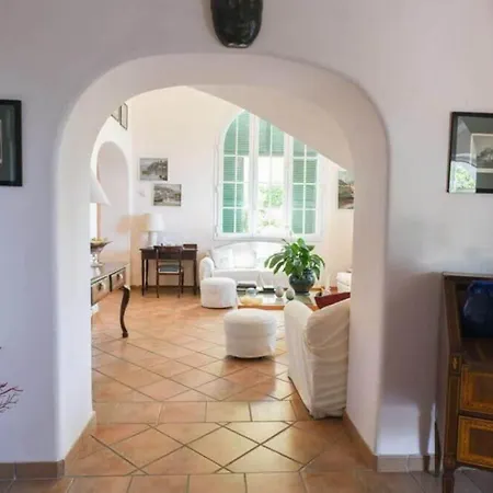 Villa Flower