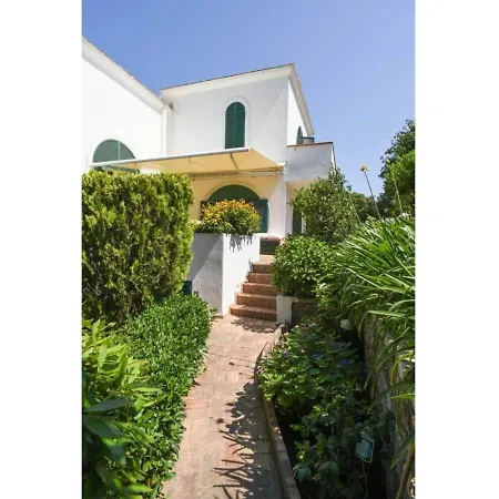 Flower Villa *